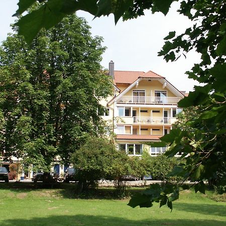 Hotel Zum Engel Mespelbrunn Esterno foto