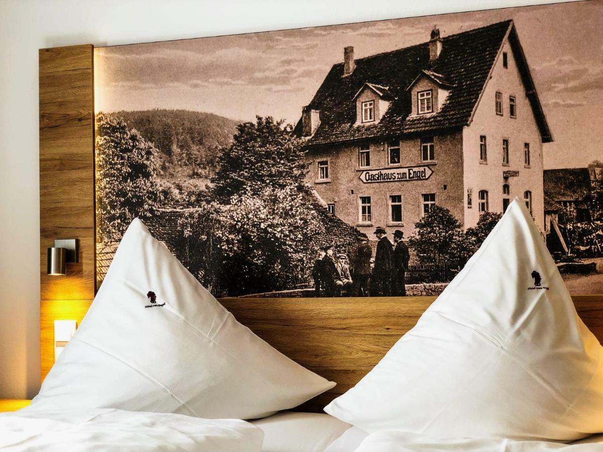 Hotel Zum Engel Mespelbrunn Esterno foto